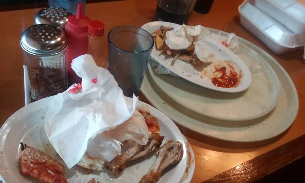 Shakeys Pizza Parlor | restaurant | 5639 Holt Blvd, Montclair, CA 91763, USA | 9099885431 OR +1 909-988-5431