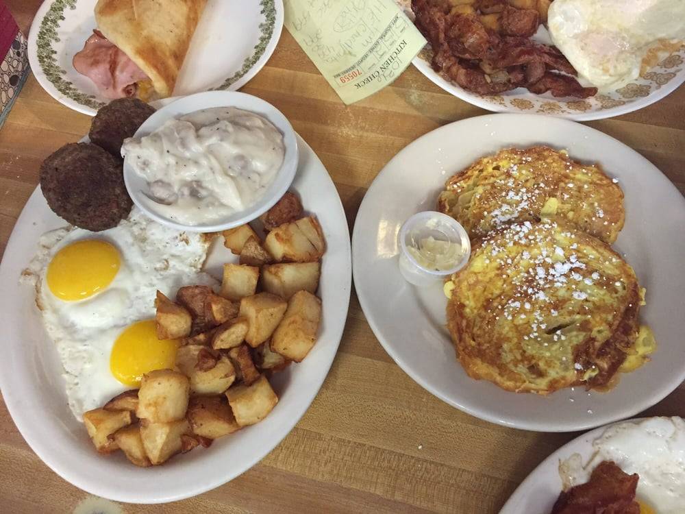 Grams Kitchen | restaurant | 1501 S Volusia Ave, Orange City, FL 32763, USA | 3867745525 OR +1 386-774-5525