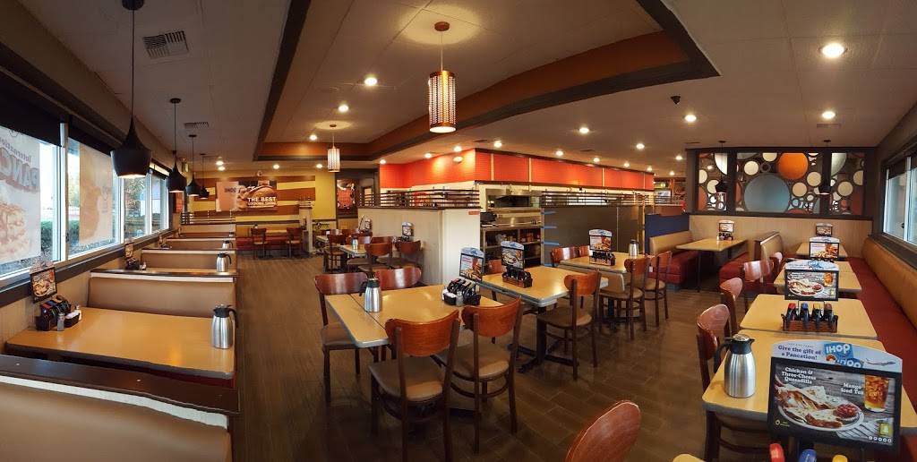 IHOP | bakery | 2290 Loveridge Rd, Pittsburg, CA 94565, USA | 9254276870 OR +1 925-427-6870