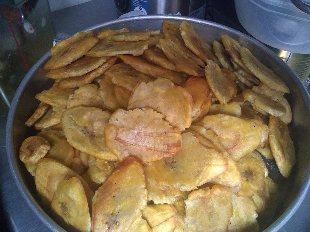 El Coqui criollo restaurante | restaurant | 1017 NE Seward Ave, Topeka, KS 66616, USA | 7855965978 OR +1 785-596-5978