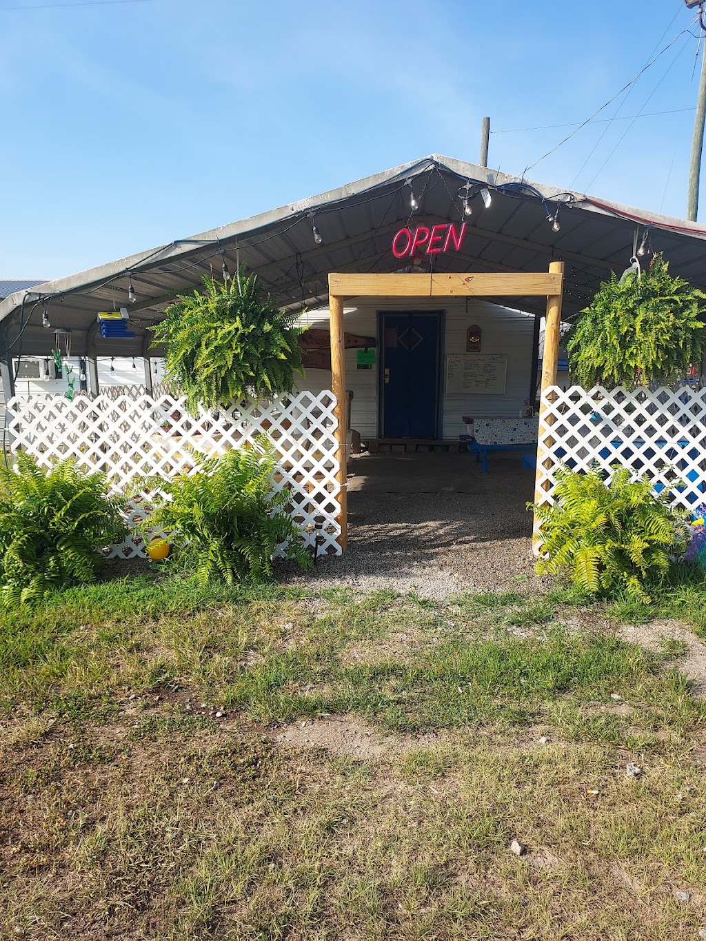 Bonnies Country cafe | restaurant | 4792 Lexington Rd, Washington, GA 30673, USA | 7066908010 OR +1 706-690-8010