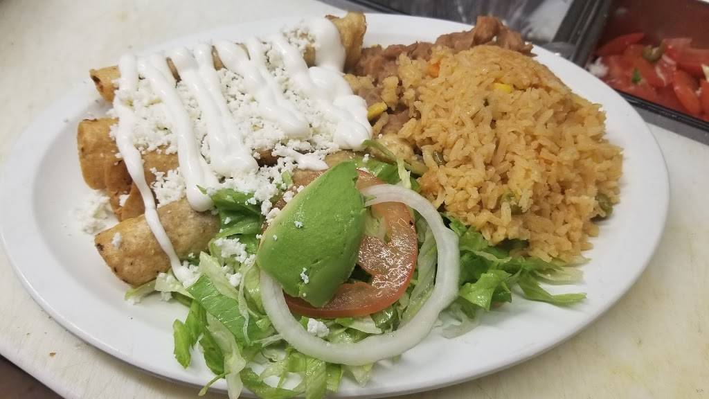 Tortas El Ranchito #2 | restaurant | 7023 Military Pkwy, Dallas, TX 75227, USA | 2142759979 OR +1 214-275-9979
