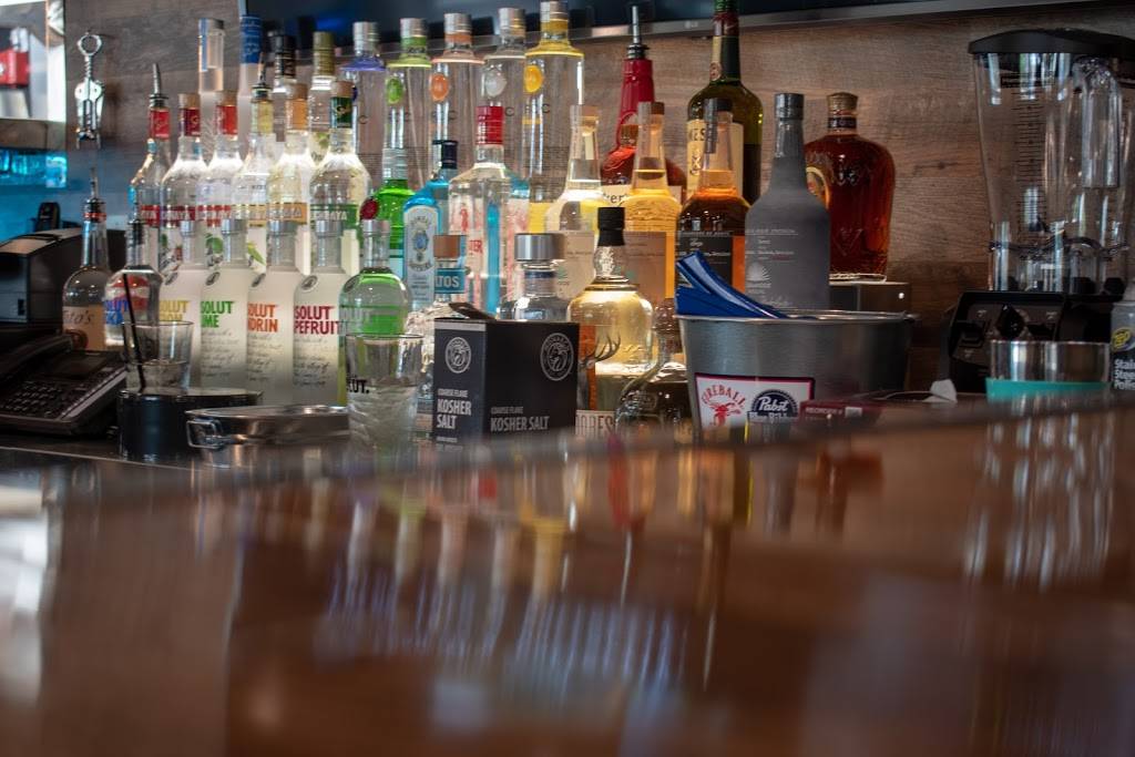 Zs Sports Bar & Grill | restaurant | 7500 Sheridan Rd, Kenosha, WI 53143, USA | 2627646600 OR +1 262-764-6600