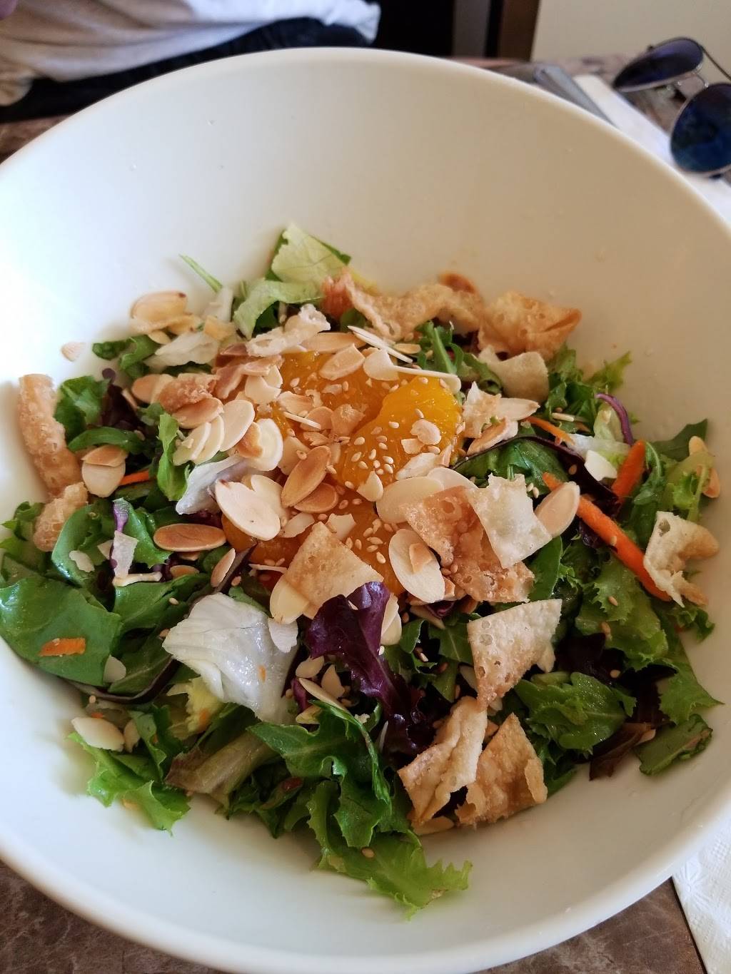 Walters Cafe | cafe | 153 S Beverly Dr, Beverly Hills, CA 90212, USA | 3102755505 OR +1 310-275-5505