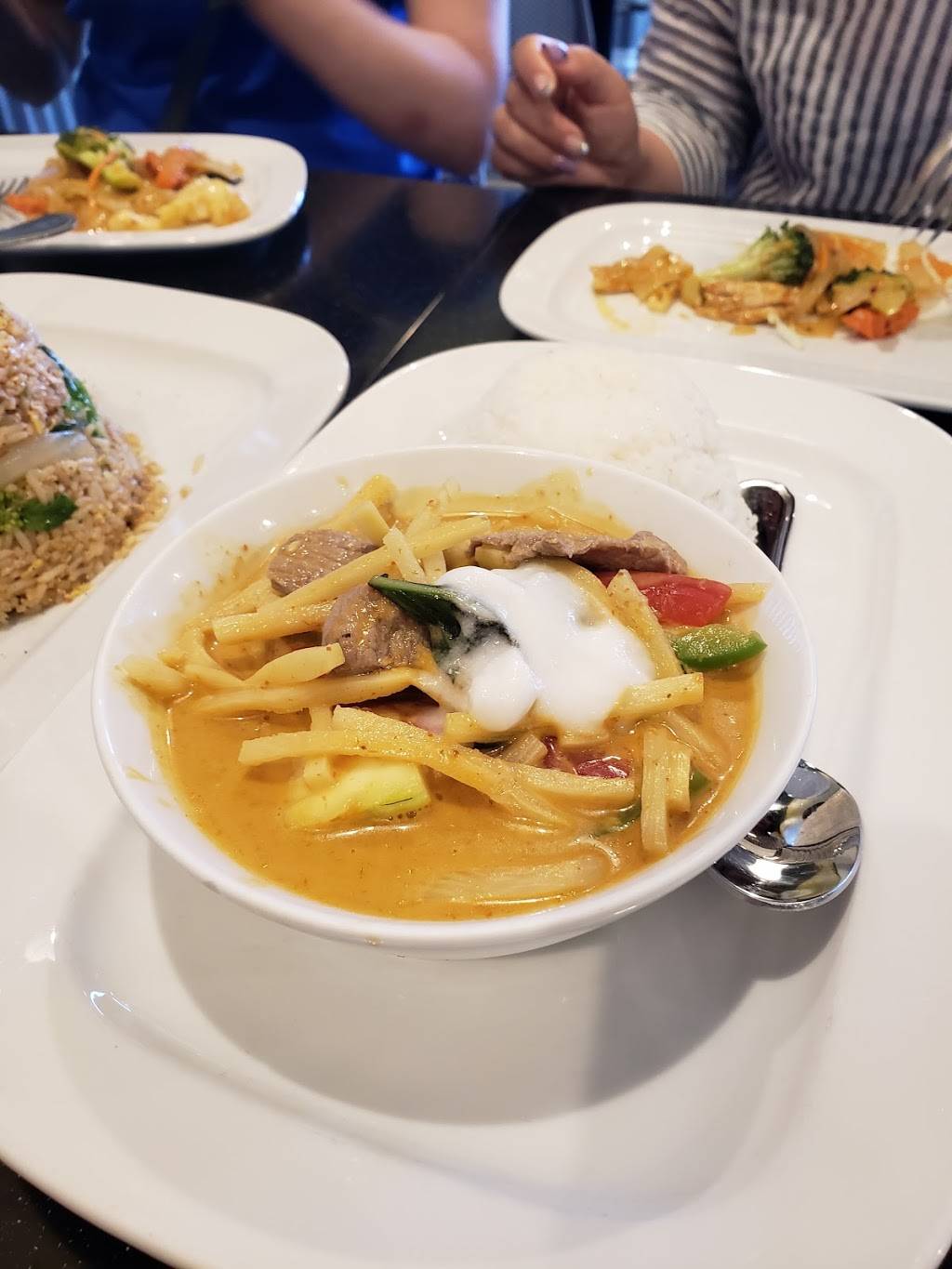 Arharn Thai | restaurant | 3739 Bloomington St, Colorado Springs, CO 80922, USA | 7195966559 OR +1 719-596-6559