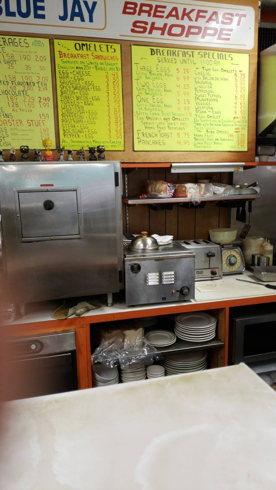 Blue Jay Sandwich Shoppe | restaurant | 423 Sprague St, Dedham, MA 02026, USA | 7813267527 OR +1 781-326-7527