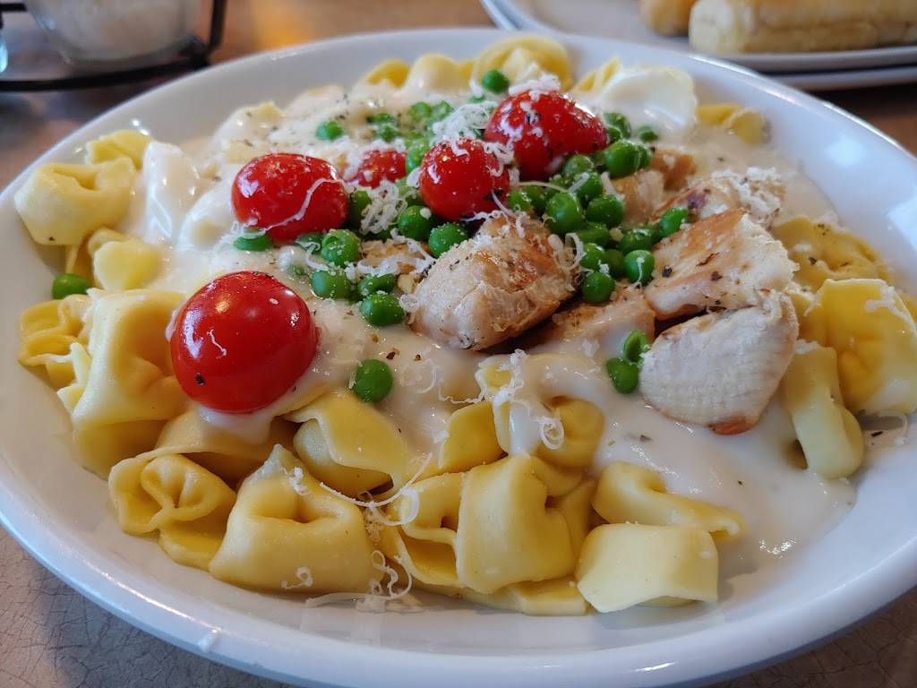 Fazolis | restaurant | 6821 Northwest Expy, Oklahoma City, OK 73132, USA | 4057201343 OR +1 405-720-1343