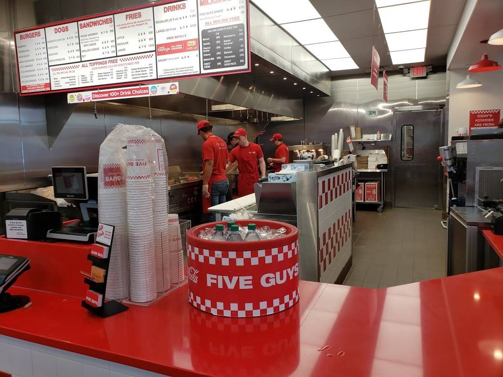 Five Guys Burgers and Fries | restaurant | 10425 Canal Rd, Brunswick, GA 31525, USA | 9122644143 OR +1 912-264-4143