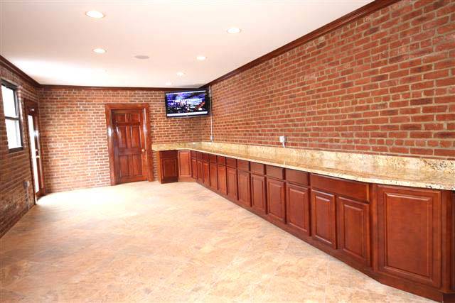 The Gallery Banquet Room | restaurant | 293 Van Duzer St, Staten Island, NY 10304, USA | 7182732200 OR +1 718-273-2200