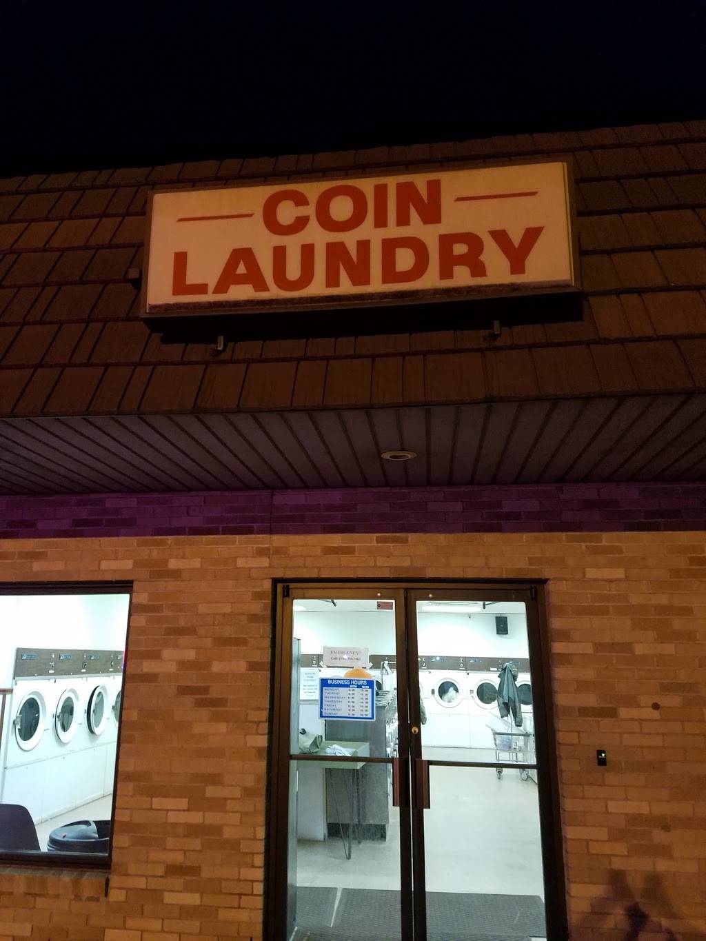 Pizza Hut | restaurant | 1408 N Chapel St, Louisville, OH 44641, USA | 3308755666 OR +1 330-875-5666