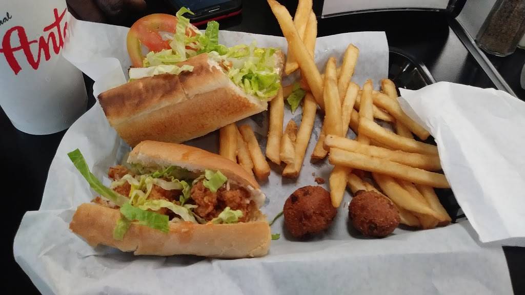 Antones Famous PoBoys - North Loop | meal takeaway | 2724 W T C Jester Blvd, Houston, TX 77018, USA | 7136864338 OR +1 713-686-4338