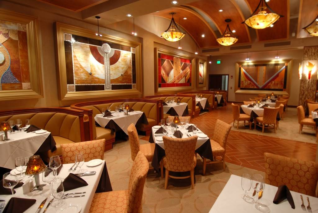 Eddie Merlots Prime Aged Beef & Seafood | restaurant | 455 South 4th Street #102 4th Street and, W Muhammad Ali Blvd, Louisville, KY 40202, USA | 5025843266 OR +1 502-584-3266