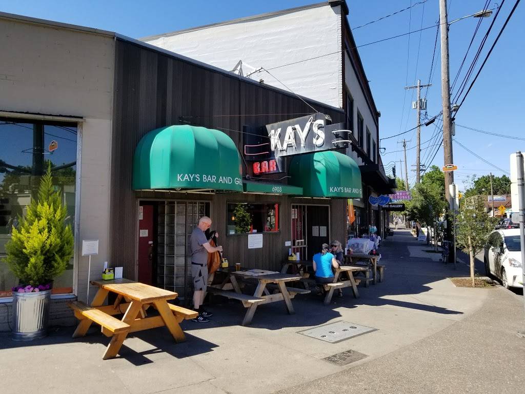 Kays Bar | restaurant | 6903 SE Milwaukie Ave, Portland, OR 97202, USA | 5032324447 OR +1 503-232-4447