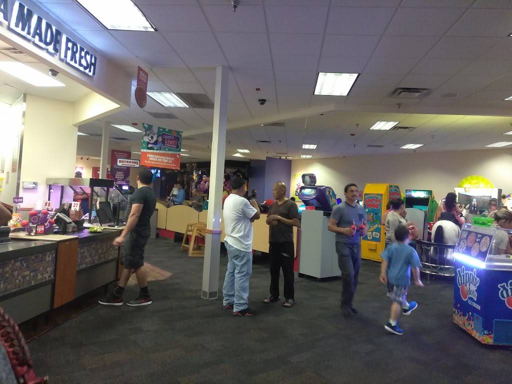 Chuck E. Cheeses | restaurant | 8375 Laurel Canyon Blvd, Sun Valley, CA 91352, USA | 8187682104 OR +1 818-768-2104