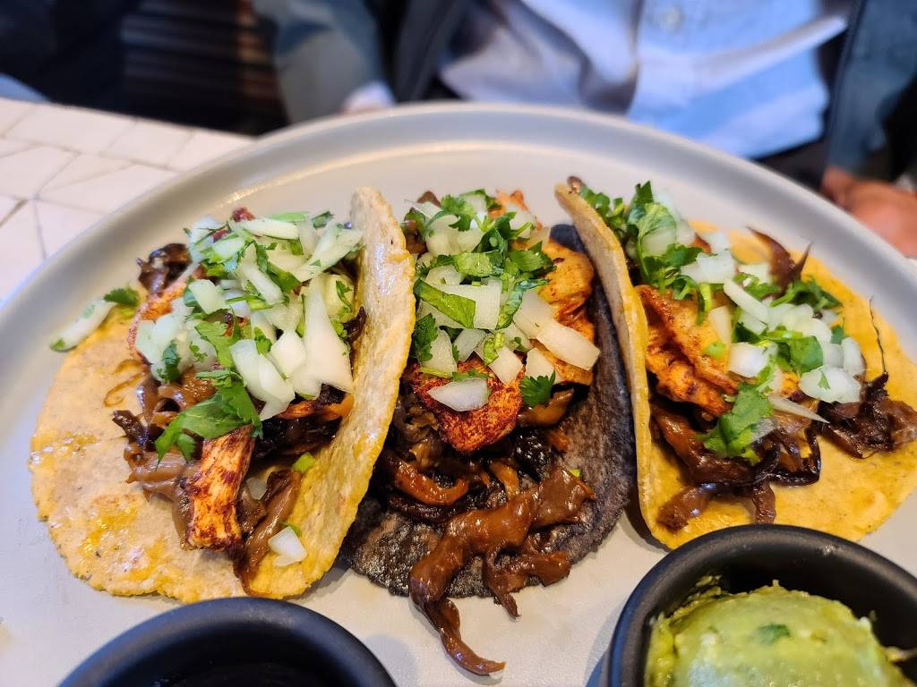 Gracias Madre Newport Beach | restaurant | 1617 Westcliff Dr Ste 112, Newport Beach, CA 92660, USA | 9493868100 OR +1 949-386-8100