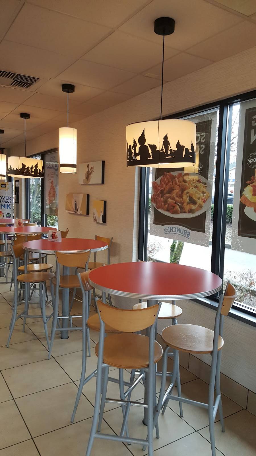 Jack in the Box | restaurant | 4717 Evergreen Way, Everett, WA 98203, USA | 4253390866 OR +1 425-339-0866