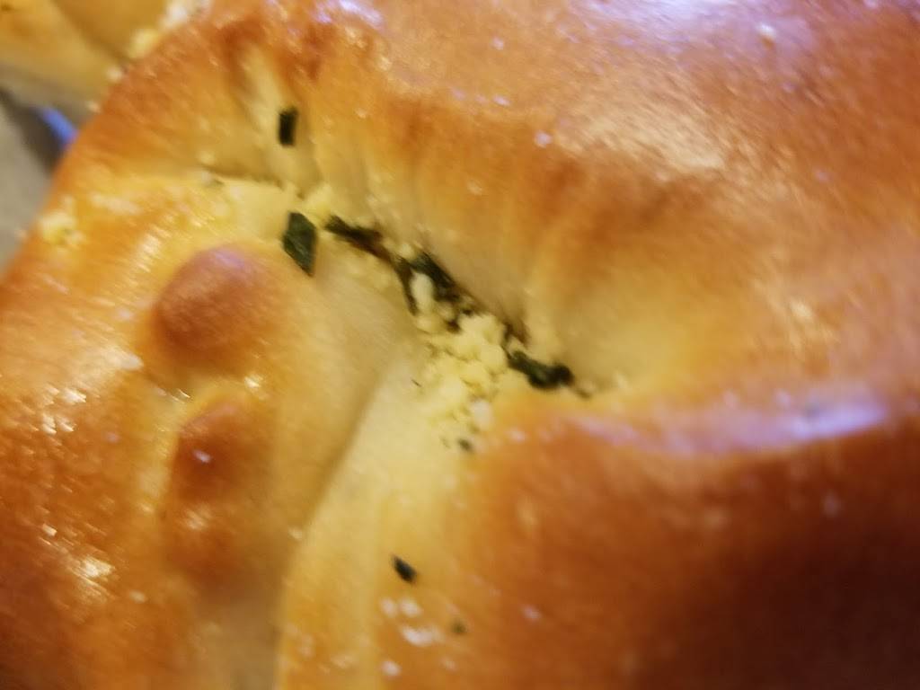 Paps Italian Grill | restaurant | 632 TX-16, Bandera, TX 78003, USA | 8307969400 OR +1 830-796-9400