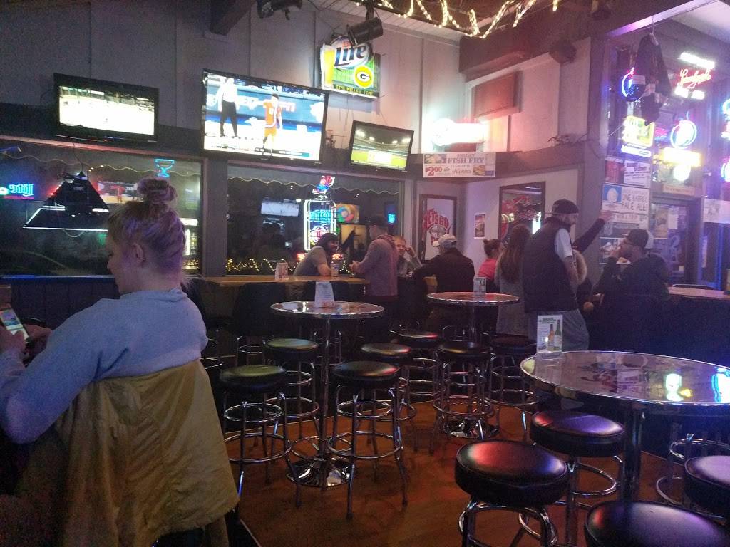 Silver Eagle Bar & Grill | restaurant | 5805 Monona Dr, Monona, WI 53716, USA | 6082222843 OR +1 608-222-2843