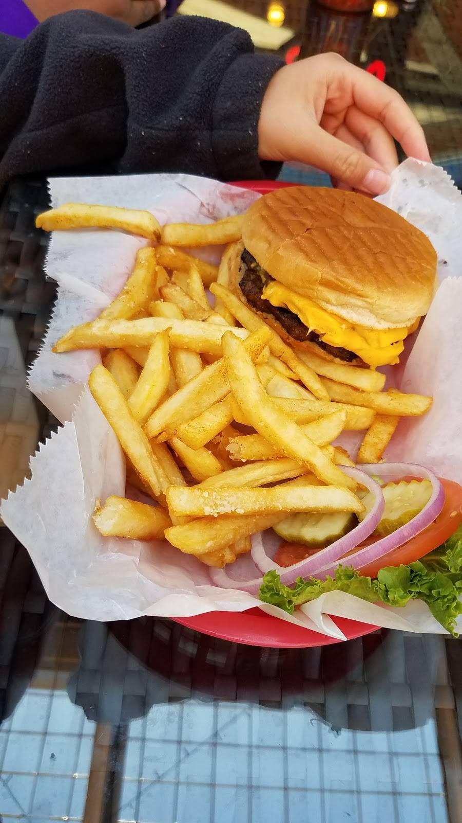 Monarch Cafe and Fresh Food Store | restaurant | 498 Howard St, Spartanburg, SC 29303, USA | 8647072223 OR +1 864-707-2223