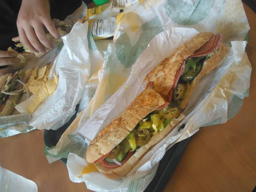 Subway | meal takeaway | 1687 N California St, Stockton, CA 95204, USA | 2094510159 OR +1 209-451-0159