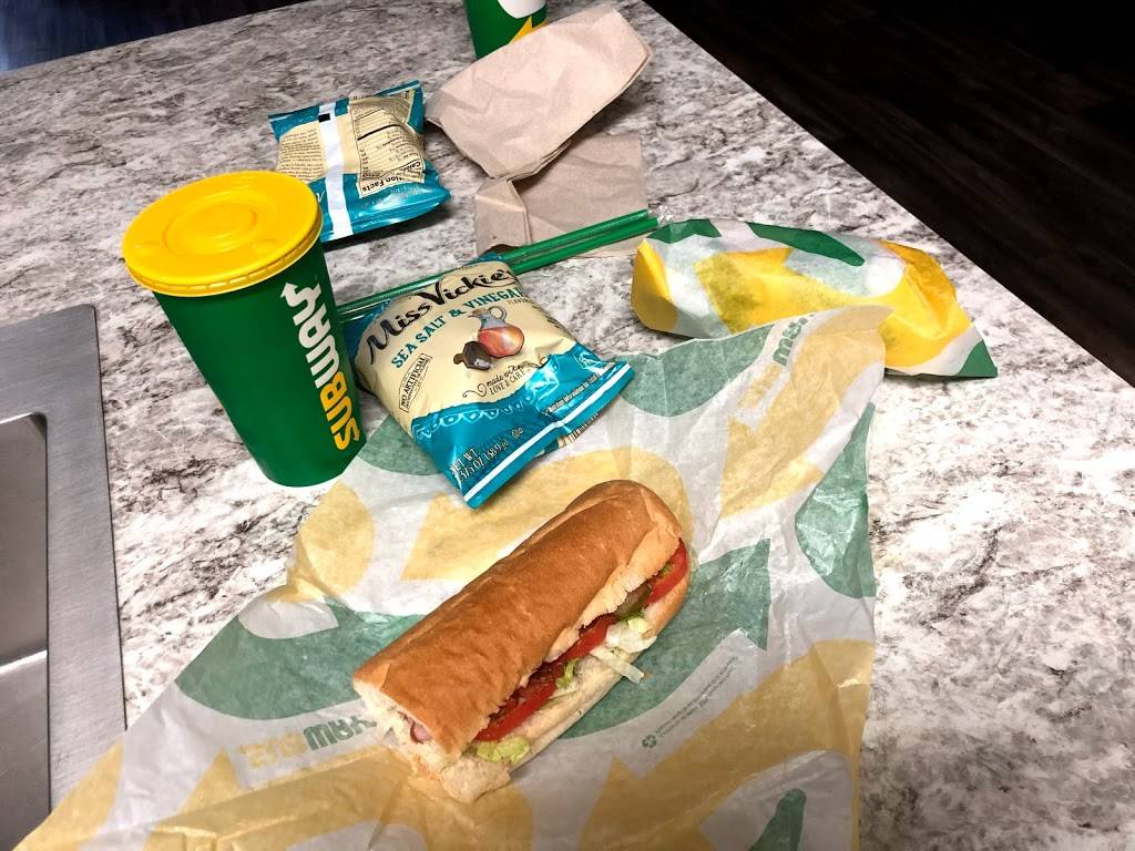 Subway | meal takeaway | 10217 W Charleston Blvd Suite C, Las Vegas, NV 89135, USA | 7028234740 OR +1 702-823-4740