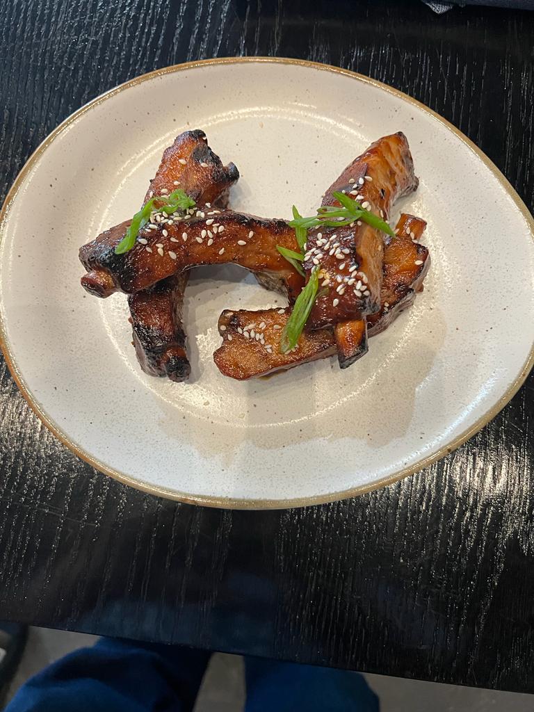 Q44 Bar & Grill | restaurant | 1161 Castle Hill Ave, The Bronx, NY 10462, USA | 7189311265 OR +1 718-931-1265