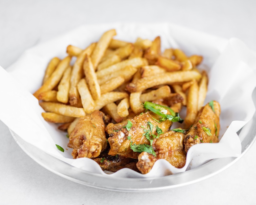 The Bomb Wings and Other Things | restaurant | 1310 Northpark Dr, Kingwood, TX 77339, USA | 2817477379 OR +1 281-747-7379