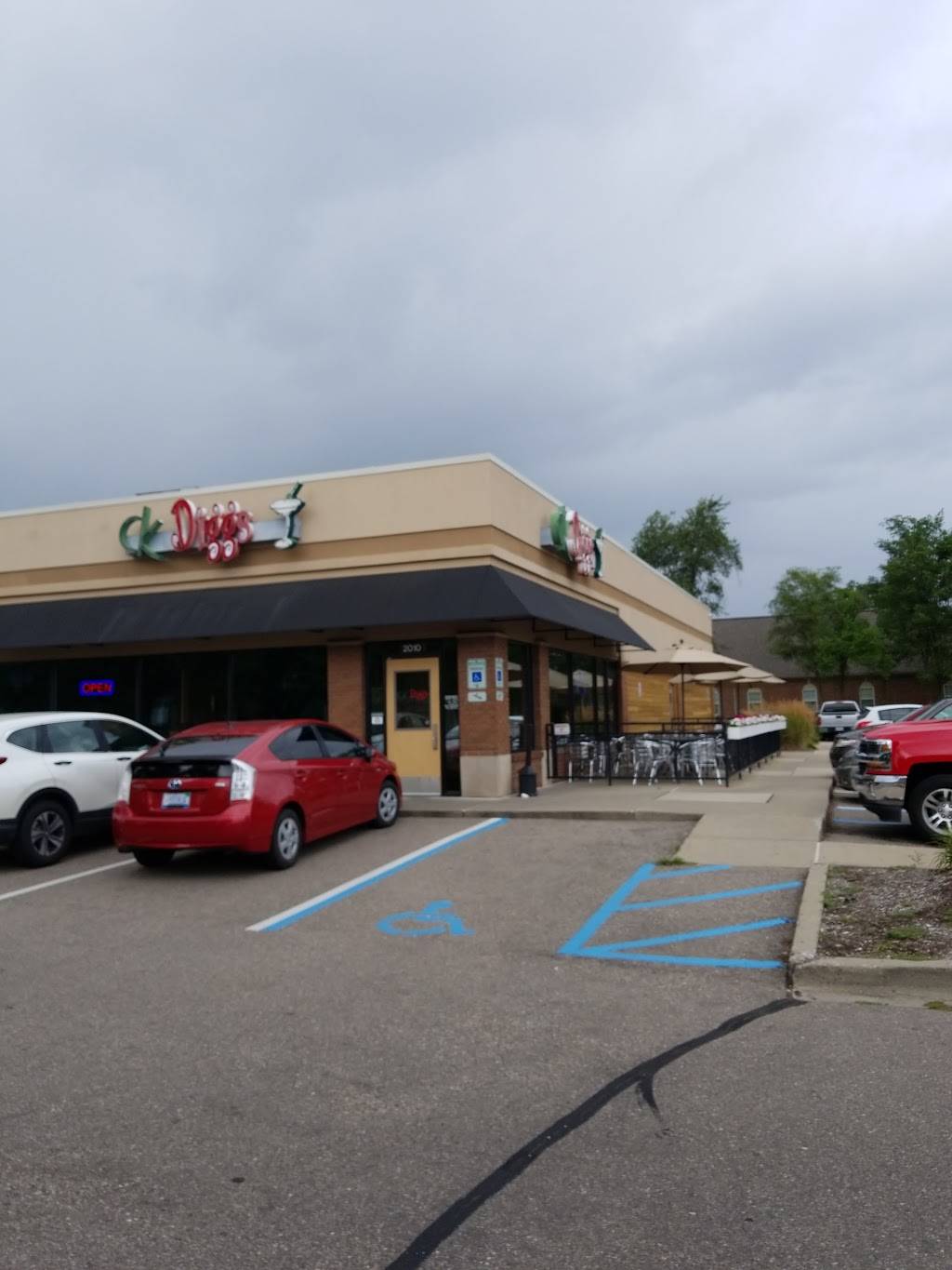 CK Diggs | restaurant | 2010 W Auburn Rd, Rochester Hills, MI 48309, USA | 2488536600 OR +1 248-853-6600