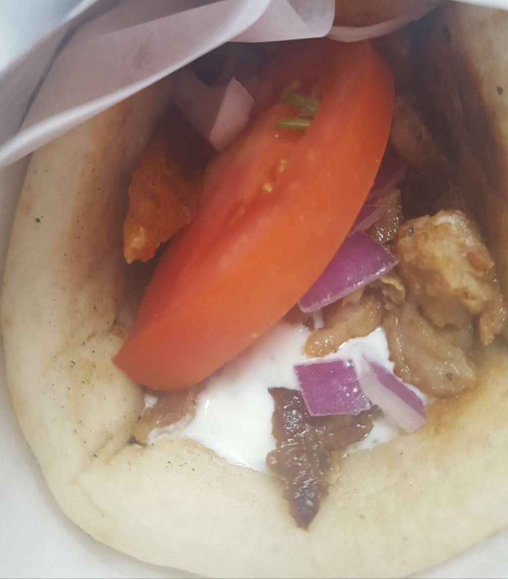 Gyro Island | restaurant | 55 Montauk Hwy, Blue Point, NY 11715, USA | 5163691256 OR +1 516-369-1256