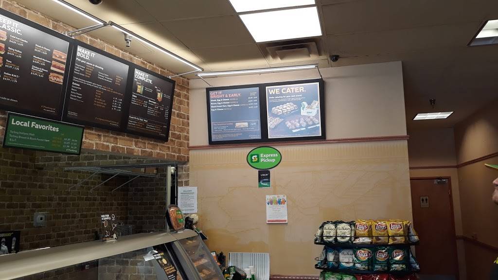Subway | meal takeaway | 8176 S Wadsworth Blvd #H, Littleton, CO 80128, USA | 3039790466 OR +1 303-979-0466