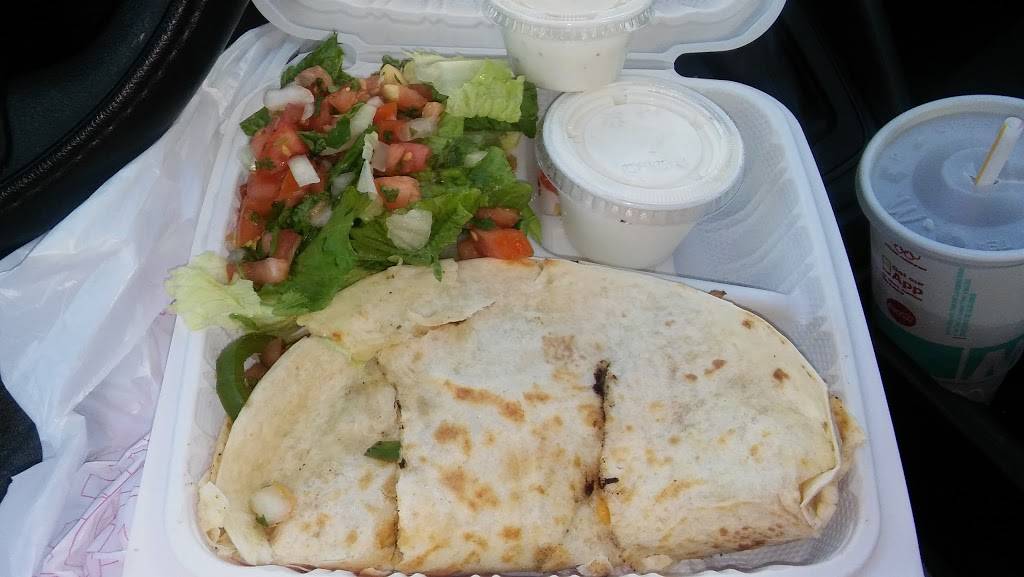 Silvestre Chicken | restaurant | 12500 Fairwood Pkwy, Bowie, MD 20720, USA | 2409294849 OR +1 240-929-4849