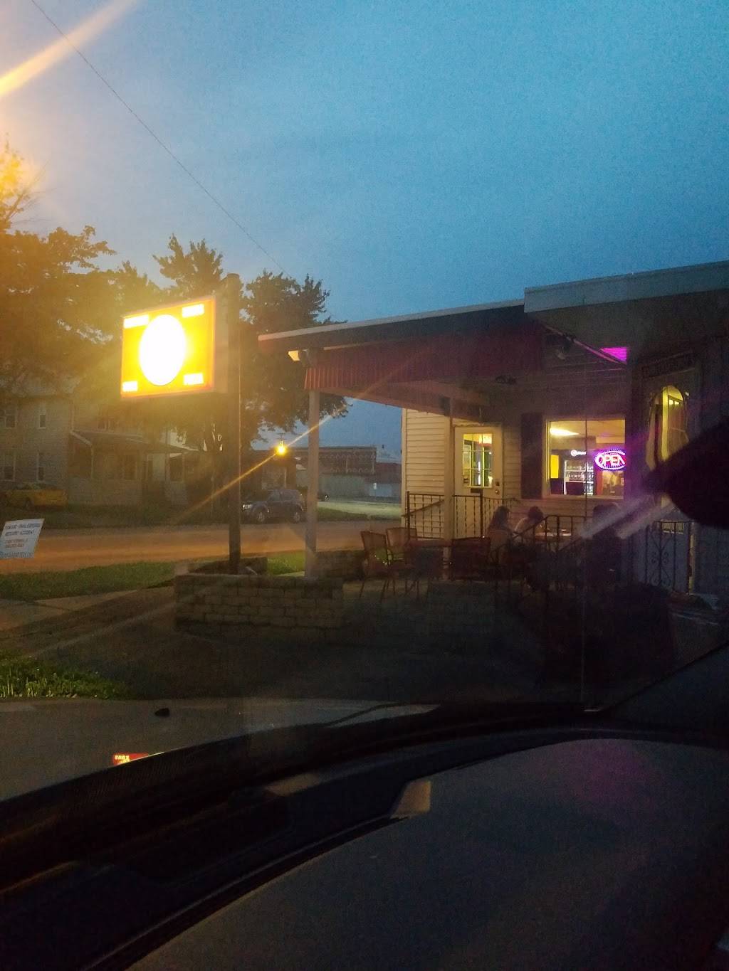 Your Pizza Shop | restaurant | 152 Front Ave SW, New Philadelphia, OH 44663, USA | 3303394888 OR +1 330-339-4888