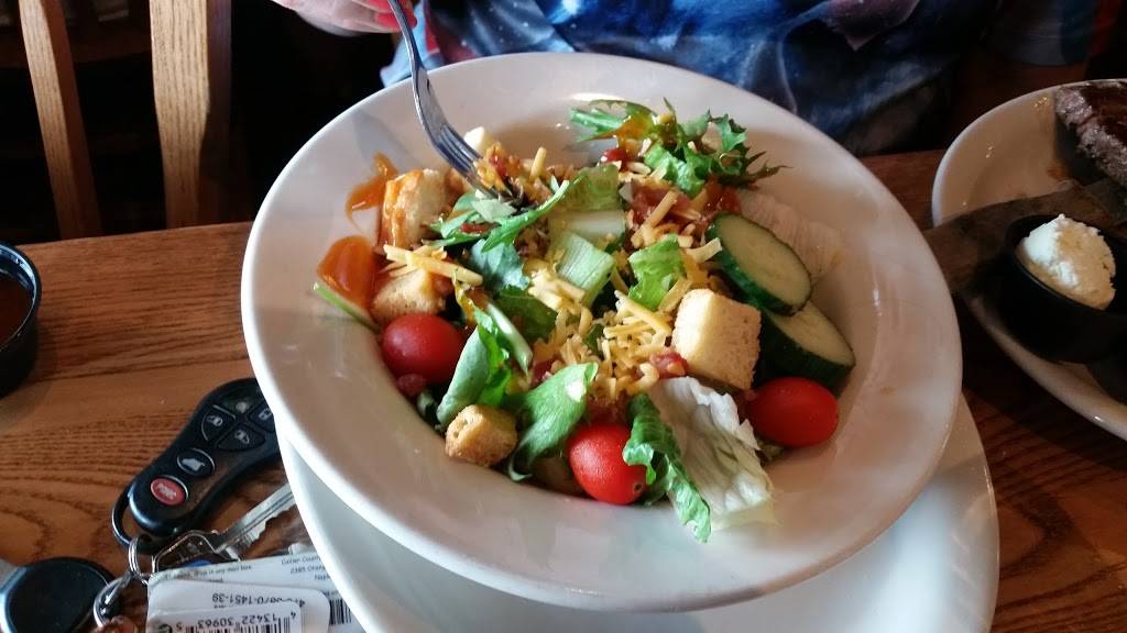 Cracker Barrel Old Country Store | restaurant | 3845 Tollgate Blvd, Naples, FL 34114, USA | 2394556588 OR +1 239-455-6588