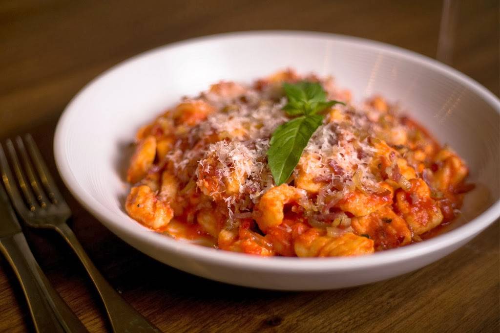 La Vigna | restaurant | 100-11 Metropolitan Ave, Forest Hills, NY 11375, USA | 7182684264 OR +1 718-268-4264