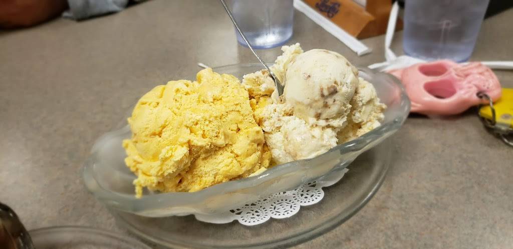 Ice Cream Co and Grill | restaurant | 2401 E Orangeburg Ave #650, Modesto, CA 95355, USA | 2095783112 OR +1 209-578-3112
