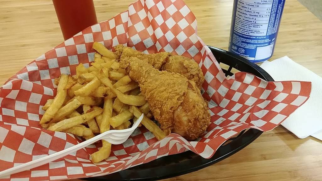 Renforth Mall Fish & Chips | restaurant | 460 Renforth Dr #14, Etobicoke, ON M9C 2N2, Canada | 4166214220 OR +1 416-621-4220