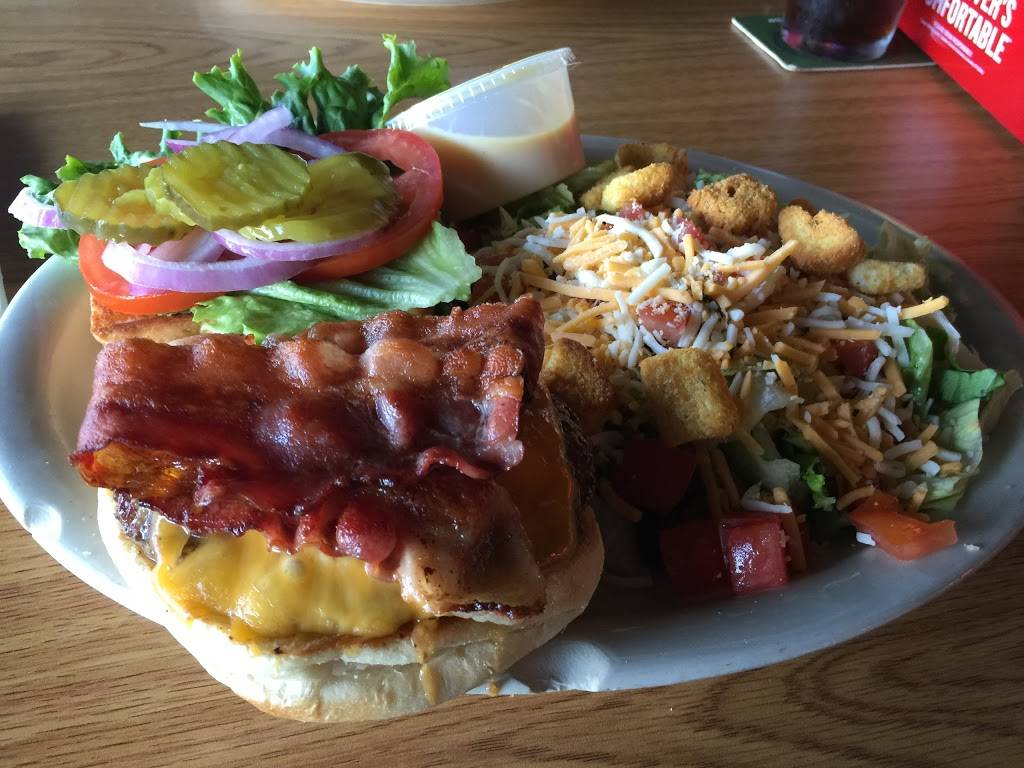 Madison Avenue Pub | restaurant | 905 Madison St, Everett, WA 98203, USA | 4253487402 OR +1 425-348-7402