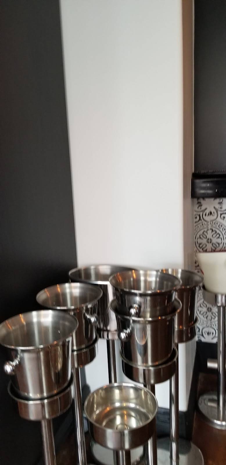 1892 Bistro | restaurant | 1729 S Catalina Ave, Redondo Beach, CA 90277, USA | 4243904335 OR +1 424-390-4335