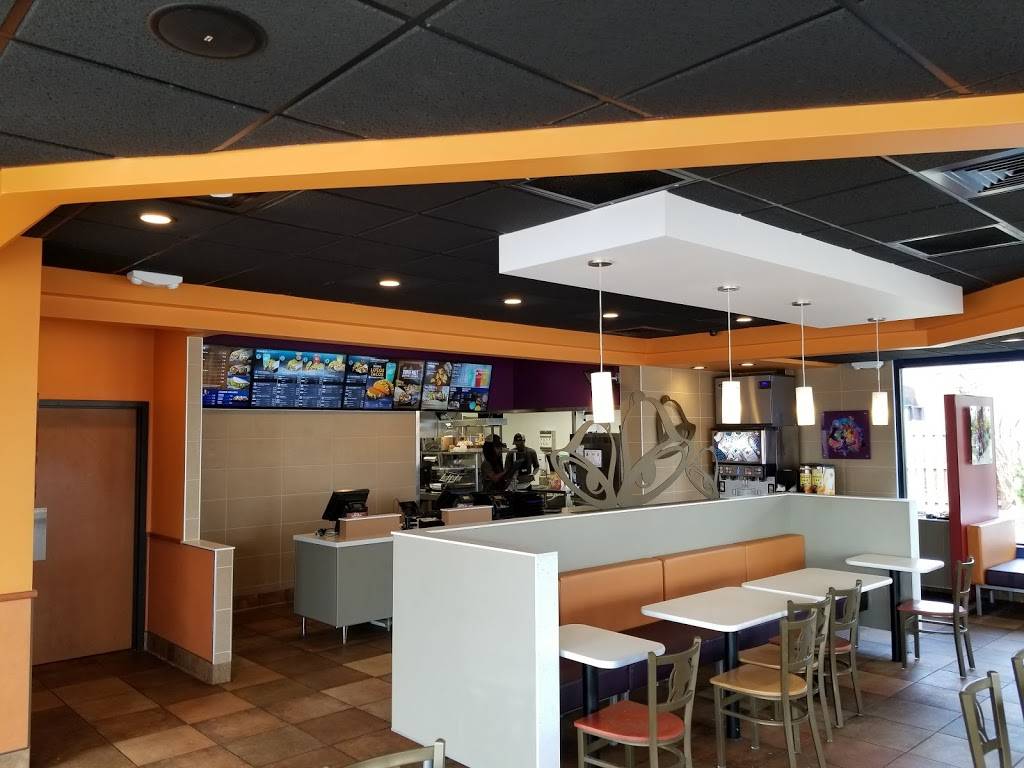 Taco Bell | meal takeaway | 1301 Bridford Pkwy, Greensboro, NC 27407, USA | 3368555627 OR +1 336-855-5627