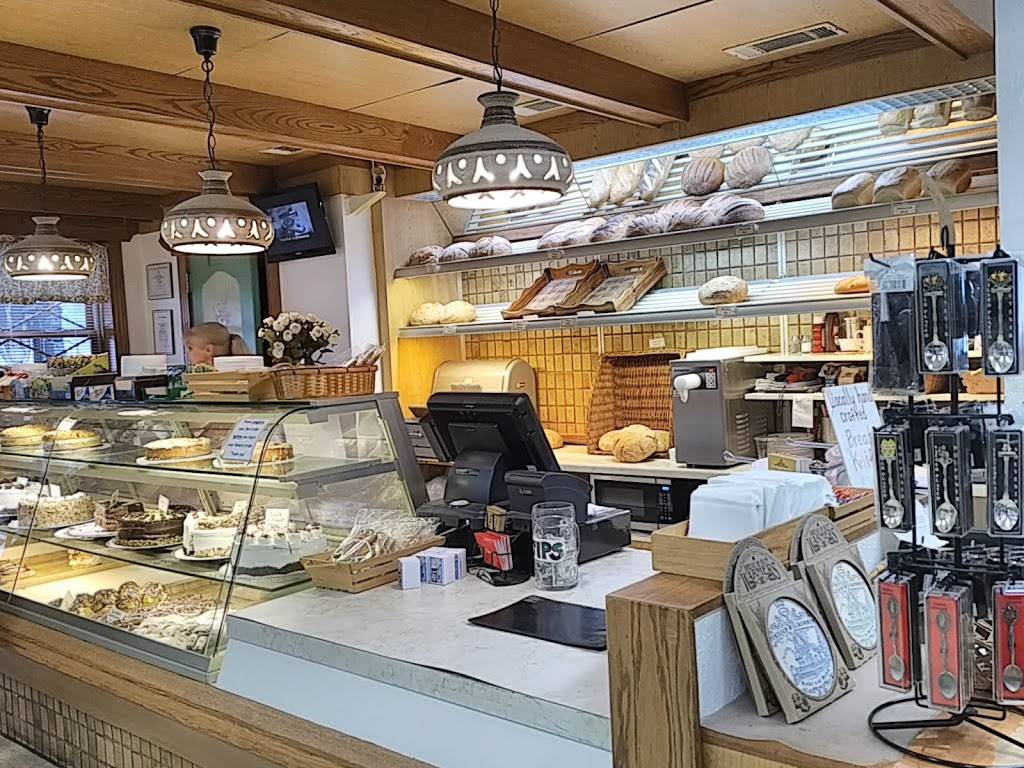 Hofers Bakery and Cafe | bakery | 8758 N Main St, Helen, GA 30545, USA | 7068788200 OR +1 706-878-8200