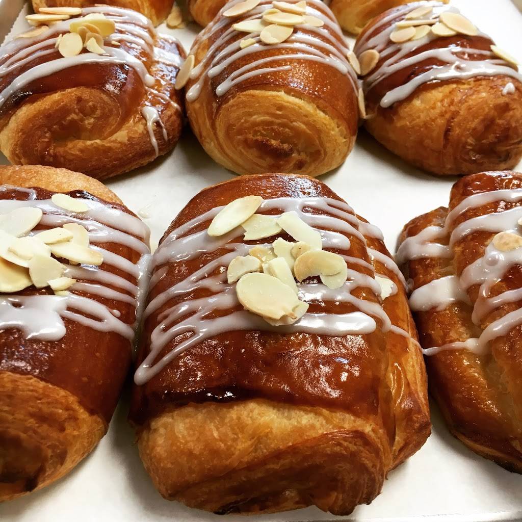 Bittersweet Bakery & Cafe | bakery | 470 Greenfield Rd, Deerfield, MA 01342, USA | 4132235496 OR +1 413-223-5496