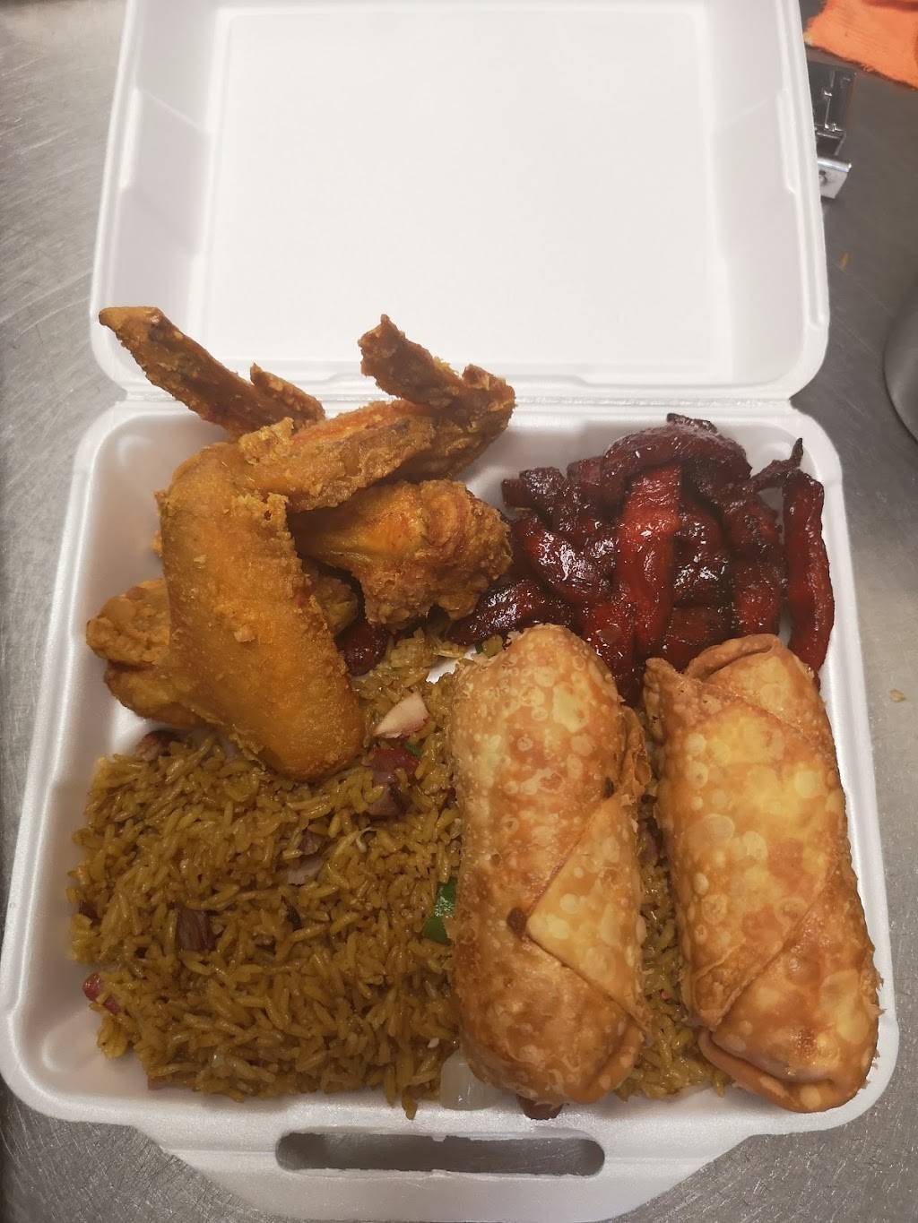 Golden River Restaurant | restaurant | 1782 S Main St, Fall River, MA 02724, USA | 5086733883 OR +1 508-673-3883