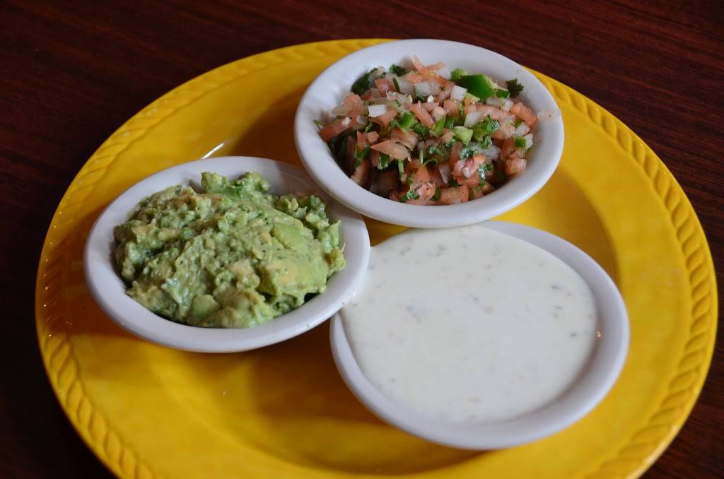 Hacienda Las Glorias | restaurant | 4317 Center Point Rd NE, Cedar Rapids, IA 52402, USA | 3192940082 OR +1 319-294-0082