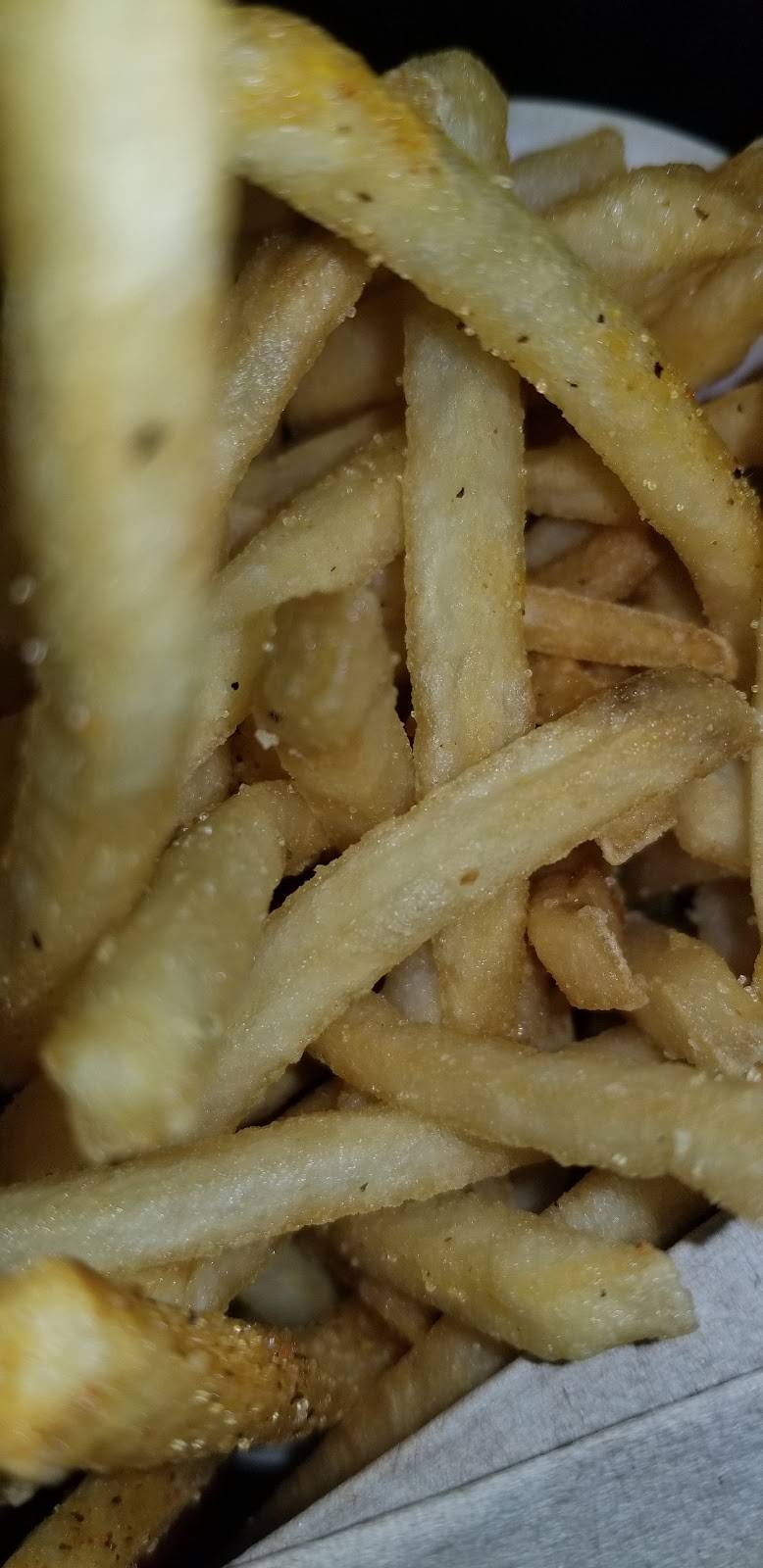 Freddys Frozen Custard & Steakburgers | restaurant | 17601 S Halsted St, Homewood, IL 60430, USA | 7089600872 OR +1 708-960-0872