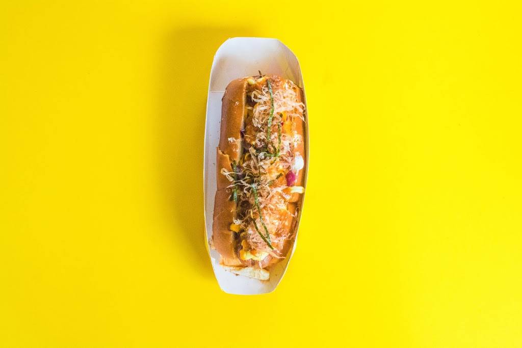 Spicy Dog | meal takeaway | 3224 Yoakum Blvd, Houston, TX 77006, USA | 7135882849 OR +1 713-588-2849