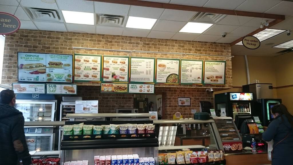 Subway | restaurant | 1535 Water Street Ultramar Gas/Convenience Store, Peterborough, ON K9J 6X2, Canada | 7057433777 OR +1 705-743-3777