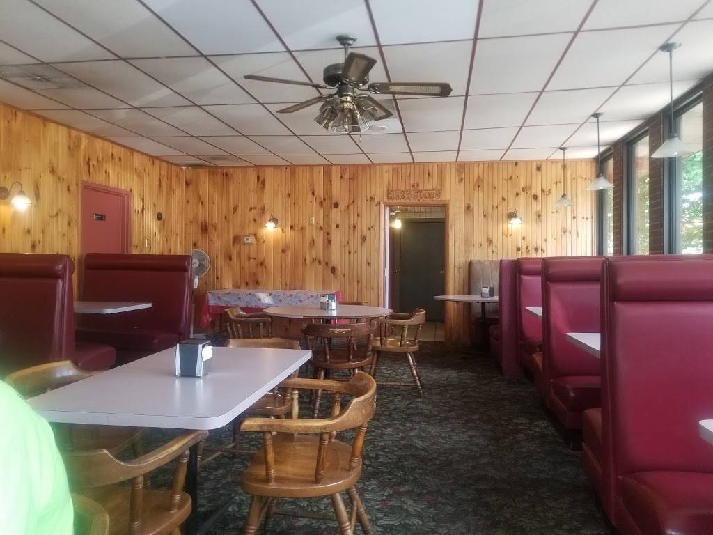 Januzzis Pizza and Subs | restaurant | 76 N Mountain Blvd, Mountain Top, PA 18707, USA | 5704746669 OR +1 570-474-6669