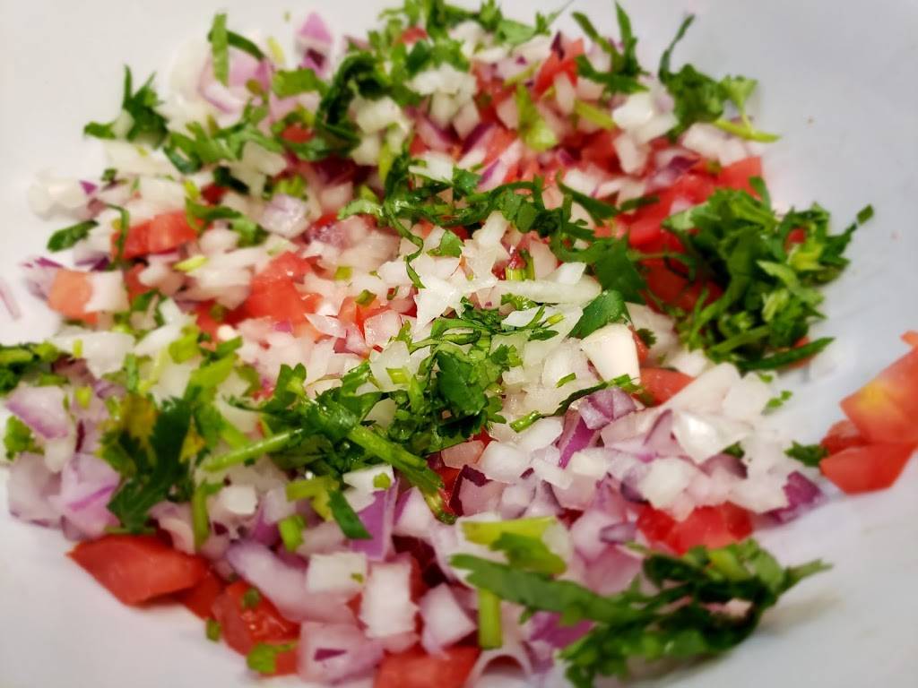 El Camaron Gigante Restaurant | restaurant | 8343 W Van Buren St, Tolleson, AZ 85353, USA | 6232158298 OR +1 623-215-8298