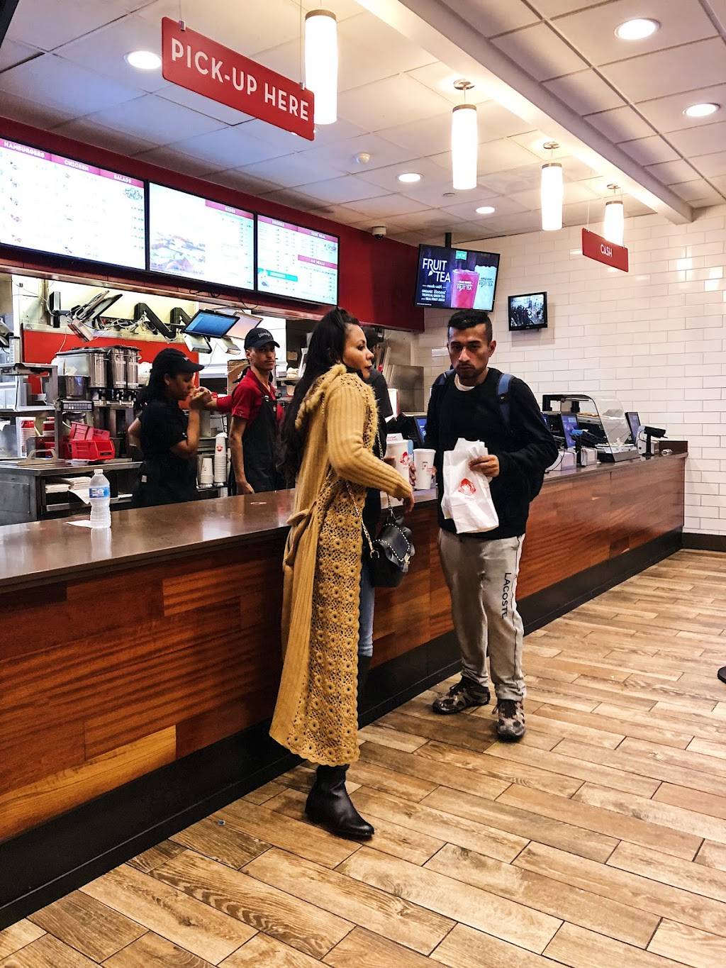 Wendys | restaurant | 650 Broadway, New York, NY 10012, USA | 2126745404 OR +1 212-674-5404