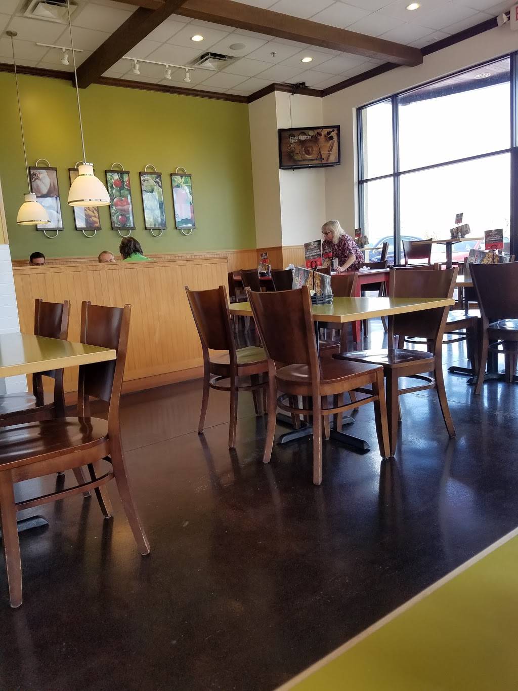 Flippers Pizzeria | meal delivery | 2523 US-27, Clermont, FL 34711, USA | 3522422214 OR +1 352-242-2214